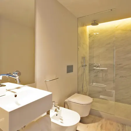 Apartment Five Stars 8 Building