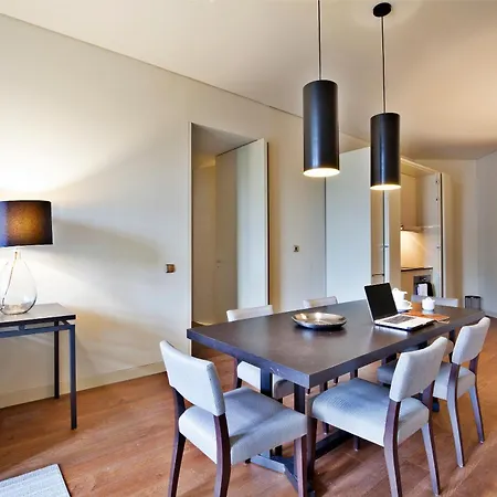 Five Stars 8 Building Apartment