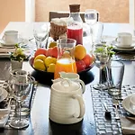 Apartamento Five Stars 8 Building
