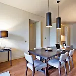 Five Stars 8 Building Apartamento