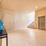 Five Stars 8 Building Apartamento *
