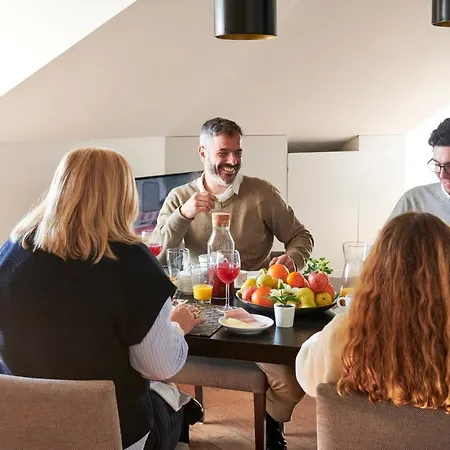 Apartment Five Stars 8 Building Lisbon
