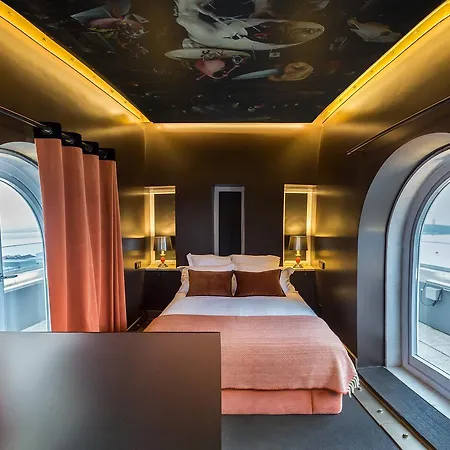 Five Stars 8 Building Lejlighed