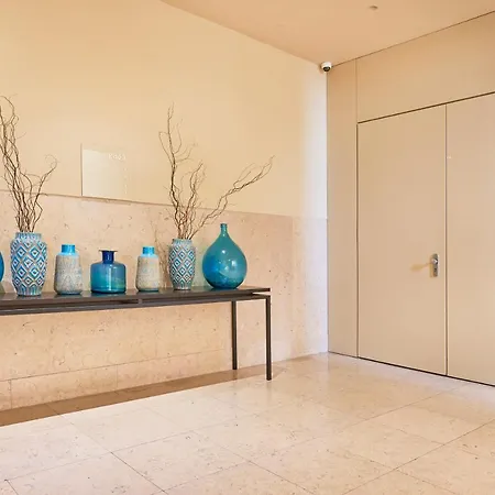 Apartment Five Stars 8 Building Lisbon