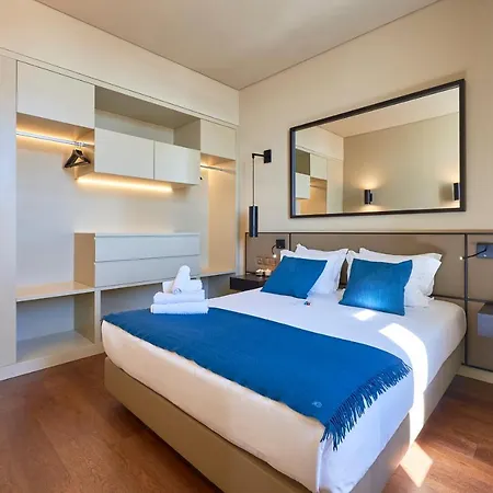 Apartment Five Stars 8 Building