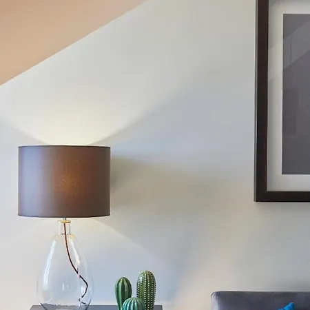 Five Stars 8 Building Lejlighed