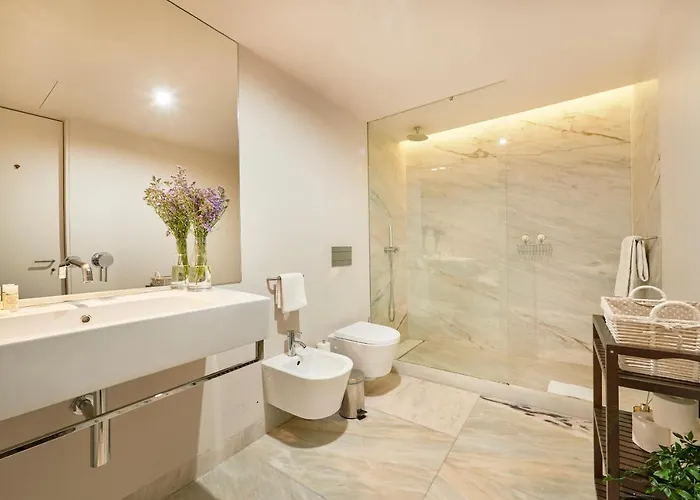 Five Stars 8 Building Apartmán *