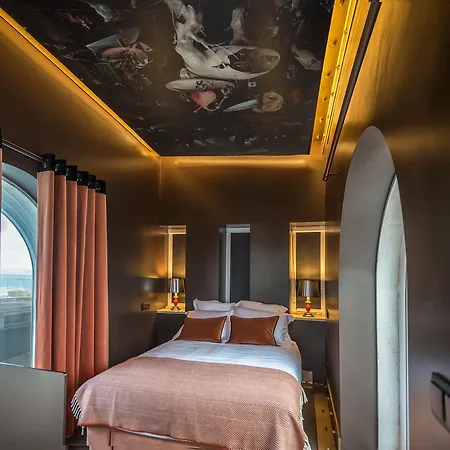 Five Stars 8 Building Lizbona