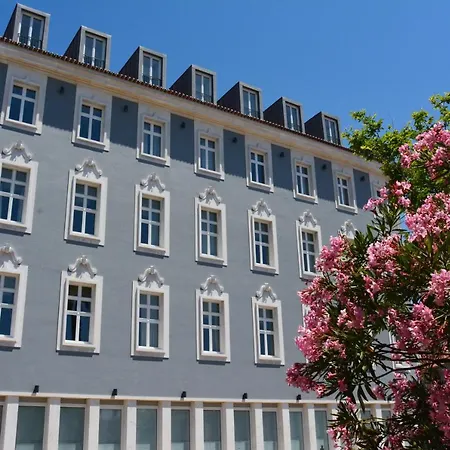 Apartament Five Stars 8 Building