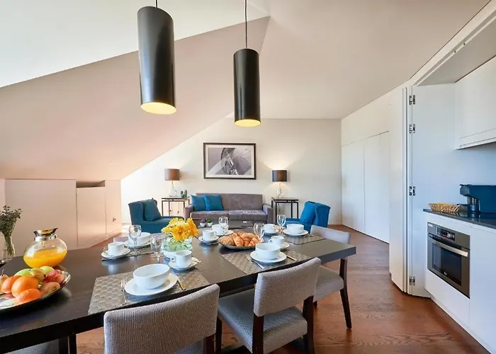 Five Stars 8 Building *